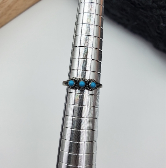 OLD PAWN STERLING SILVER NATIVE AMERICAN NATURAL SLEEPING BEAUTY TURQUOISE RING - Picture 7 of 10